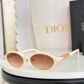 Picture of Dior Sunglasses _SKUfw79480109fw